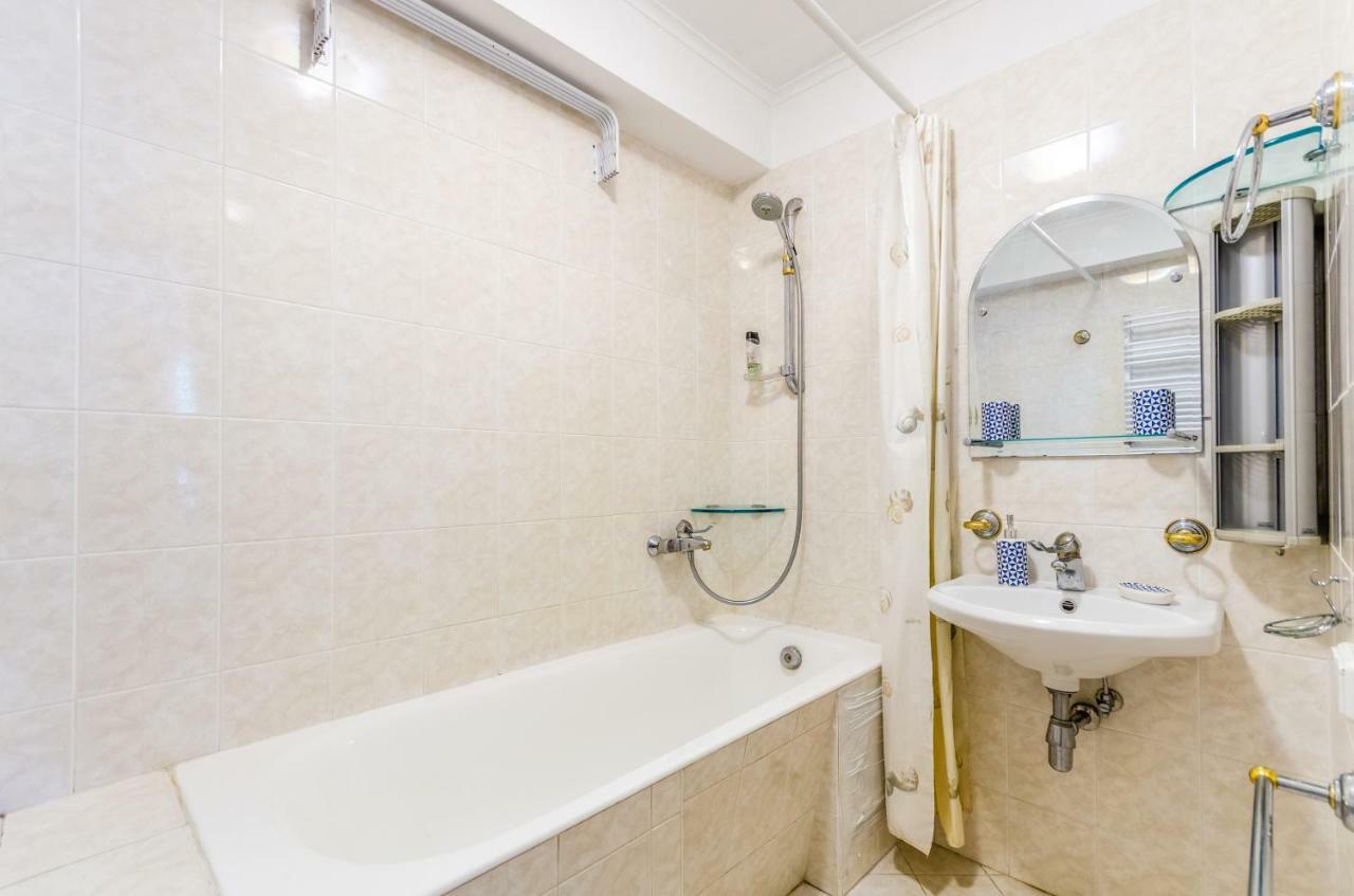 Sun City Hostel 3 키예프 외부 사진